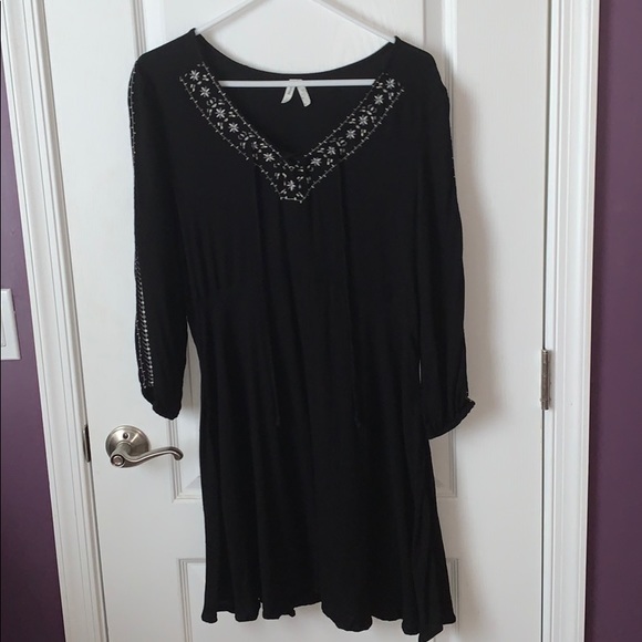 mudd long sleeve v-neck black dress - Picture 1 of 3